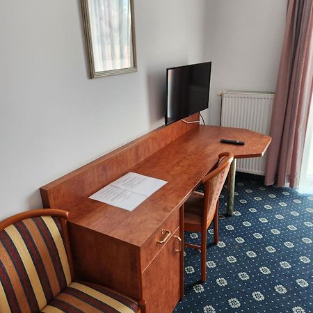 Hotel Hoyers In Pinneberg Prisdorf Εξωτερικό φωτογραφία